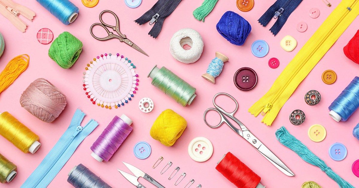 Sew On the Go: Packing a Sewing Kit – The (not so) Dramatic Life