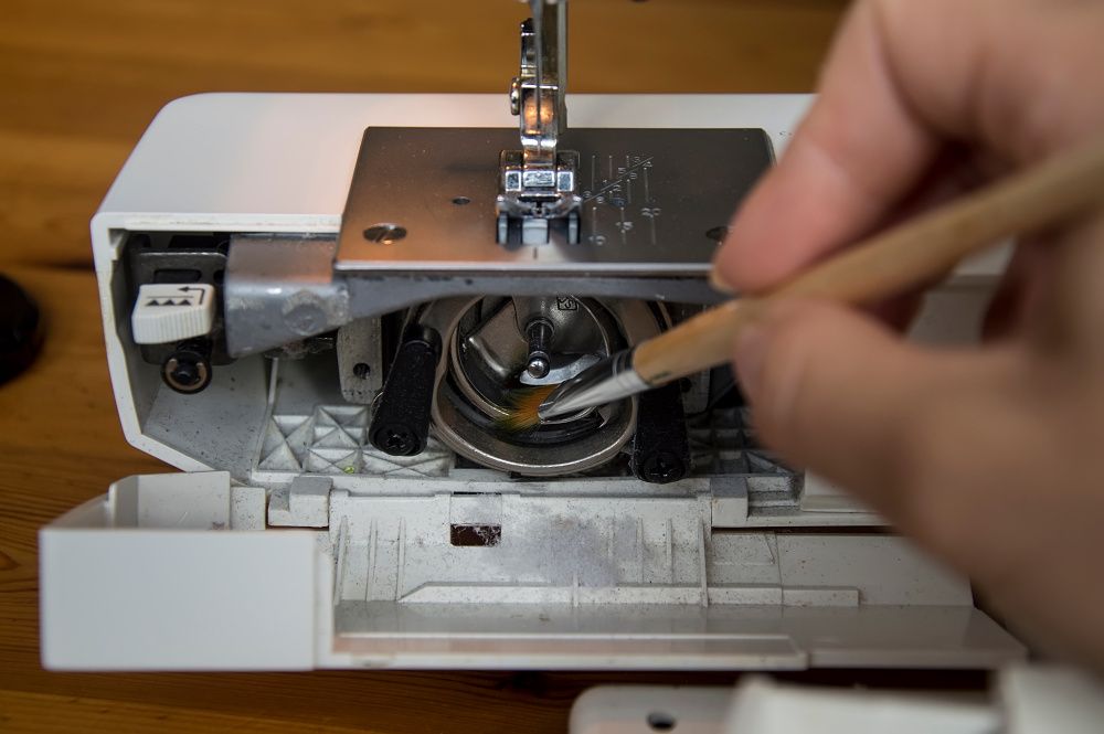 Sewing Machine Cleaning Kit Cleaning Brush Serger Maintenance