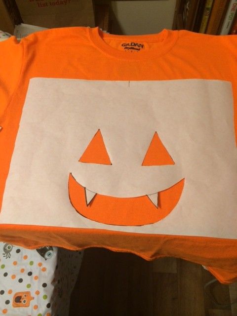 Quick & Easy Halloween Costume Using Freezer Paper - Sew Daily