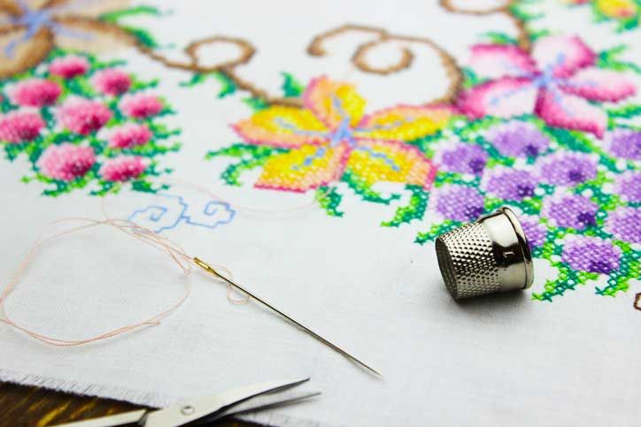 4 Embroidery Fabric Tutorials - Sew Daily