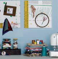 get 5 free patterns for sewing room organization ideas from expert Melinda Barta.