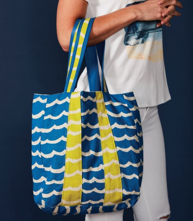 Download the Free Sew Daily Summer 2017 Tote Bag Pattern